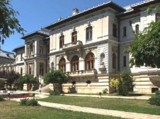 Mandatul preşedintelui, redus la 4 ani în Noua Constituţie